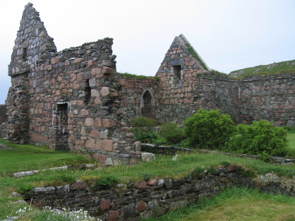 IONA NUNNERY RUINS