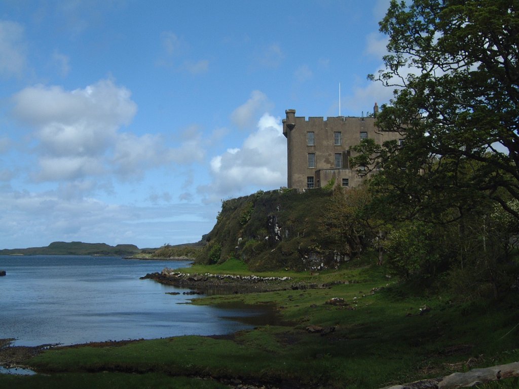 DUNVEGAN CASTLE FROM BOAT HOUSE
