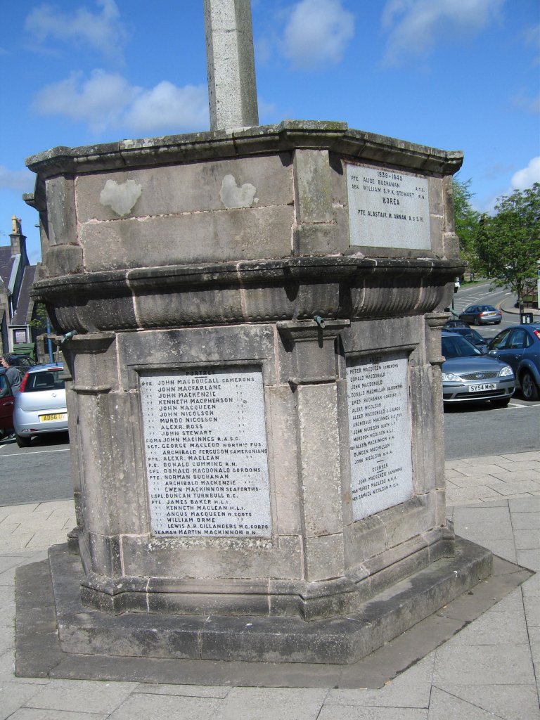WAR MEMORIAL