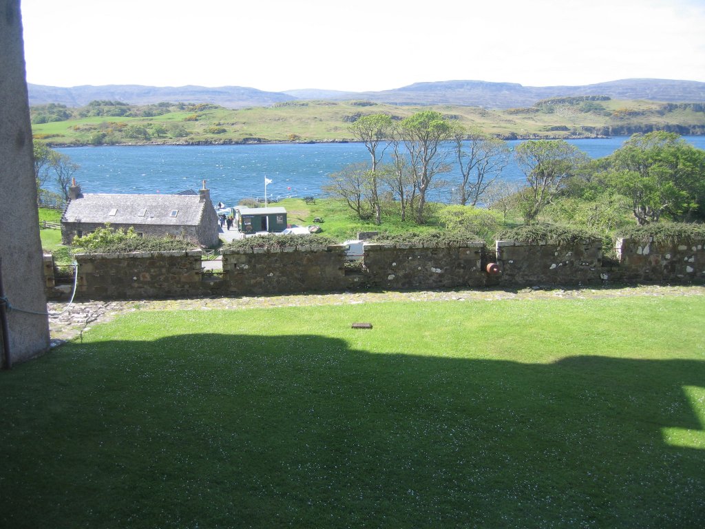 TOWARDS DUNVEGAN LOCH