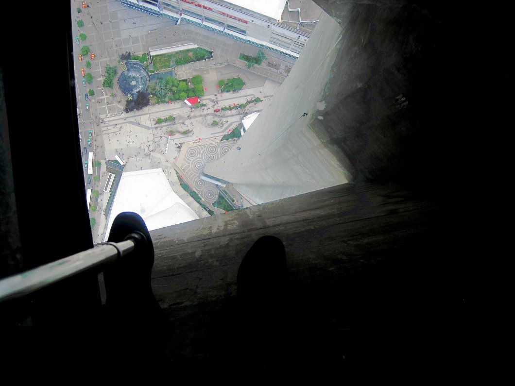 GLASSFLOOR