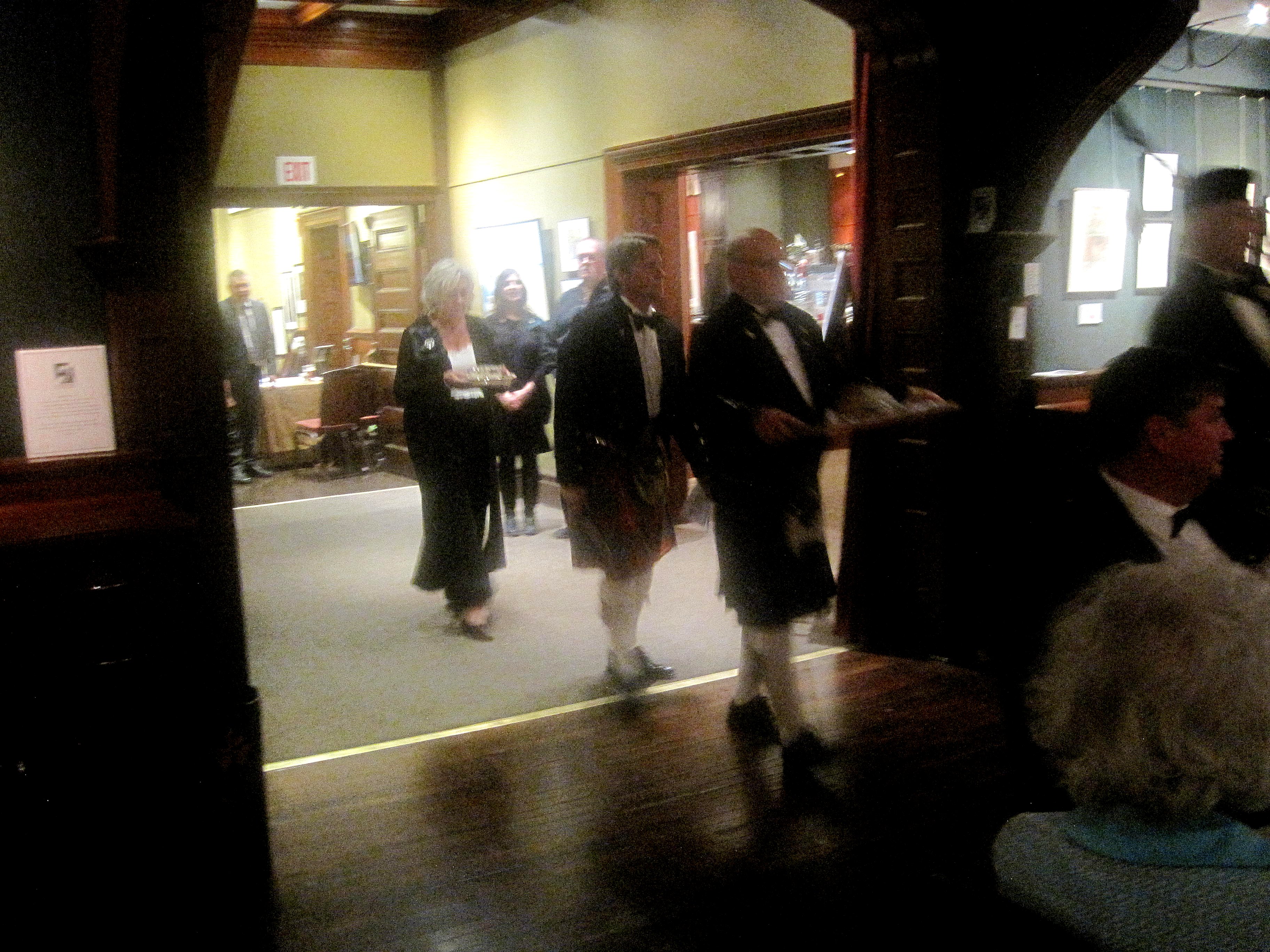 PIPING IN THE HAGGIS